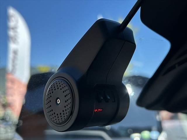 ソリオ ハイブリッドMX 禁煙車 車検整備付 パワスラ 社外ナビ フルセグ Bカメラ BT ETC レーダーブレーキ コーナーセンサー スマートキー Aストップ チルトステア アームレスト シートリフター サンシェード テーブル 純15AW(7枚目)