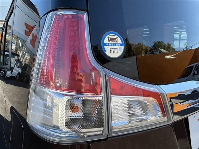 ソリオ ハイブリッドMX 禁煙車 車検整備付 パワスラ 社外ナビ フルセグ Bカメラ BT ETC レーダーブレーキ コーナーセンサー スマートキー Aストップ チルトステア アームレスト シートリフター サンシェード テーブル 純15AW(35枚目)