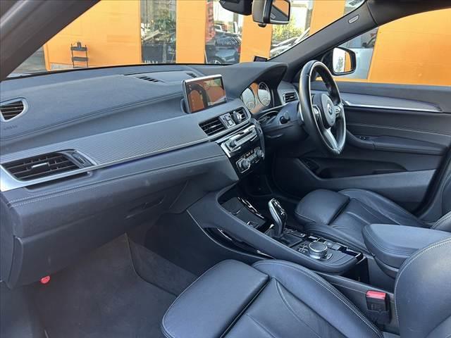 納車整備ついても第三者機関の指定工場で分解記録（法定整備）を実施し、車検を基準に不具合箇所、消耗部品は改善して納車させていただきます。