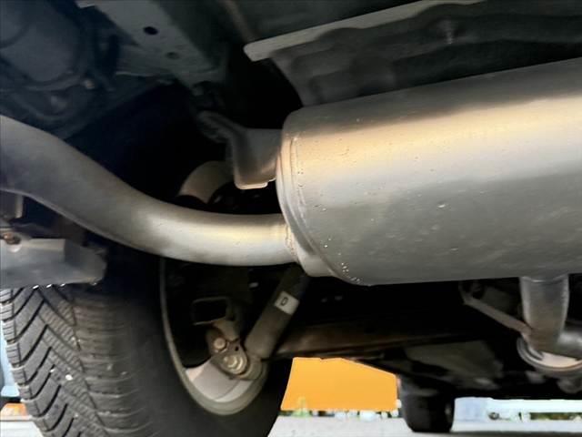 エクストレイル 20X エマージェンシーブレーキパッケージ 禁煙車 4WD ガラスルーフ OPナビ アラビュー パワーバックドア LEDヘッド ルーフレール フルセグ 革巻ステ シートヒーター Aストップ 純17インチAW スマートキー ETC ステリモ オートライト(47枚目)