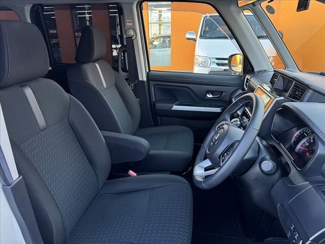 ルーミー カスタムG-T 禁煙車 後期 パノラミックビューM 9型ナビ コンフォートPKG フルセグ スマアシ 両電スラ LEDヘッド Aライト プッシュスタート クルコン シートヒーター 純15インチAW ETC ドラレコ(16枚目)