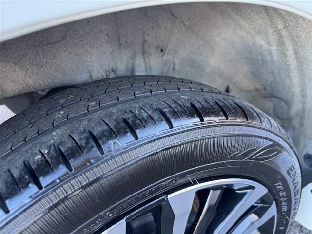 ルーミー カスタムG-T 禁煙車 後期 パノラミックビューM 9型ナビ コンフォートPKG フルセグ スマアシ 両電スラ LEDヘッド Aライト プッシュスタート クルコン シートヒーター 純15インチAW ETC ドラレコ(44枚目)