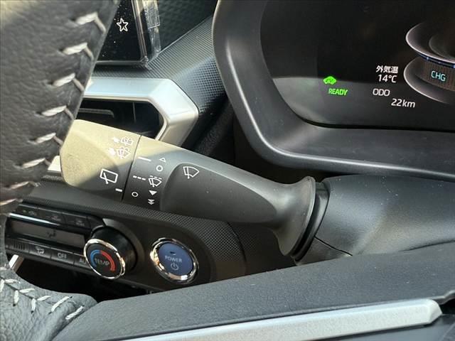 ライズ 　禁煙　２トーン　９インチＤＡ　パノラミックビューモニター　ＢＳＭ　スマアシ　キーフリーシステム　ＬＥＤヘッド　シーケンシャルランプ　オートライト　フォグ　　シートヒーター　アップルカープレイ（24枚目）