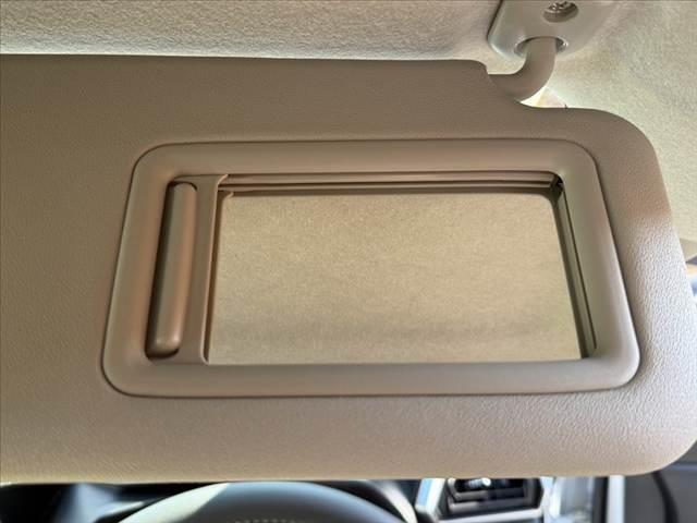 ライズ 　禁煙　２トーン　９インチＤＡ　パノラミックビューモニター　ＢＳＭ　スマアシ　キーフリーシステム　ＬＥＤヘッド　シーケンシャルランプ　オートライト　フォグ　　シートヒーター　アップルカープレイ（29枚目）