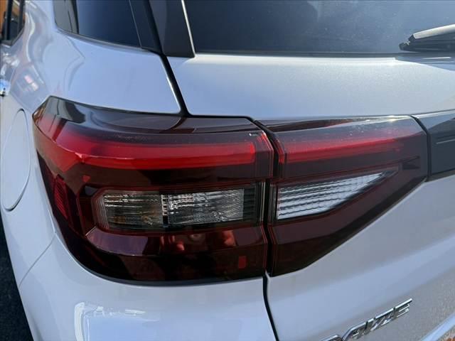 ライズ 　禁煙　２トーン　９インチＤＡ　パノラミックビューモニター　ＢＳＭ　スマアシ　キーフリーシステム　ＬＥＤヘッド　シーケンシャルランプ　オートライト　フォグ　　シートヒーター　アップルカープレイ（35枚目）