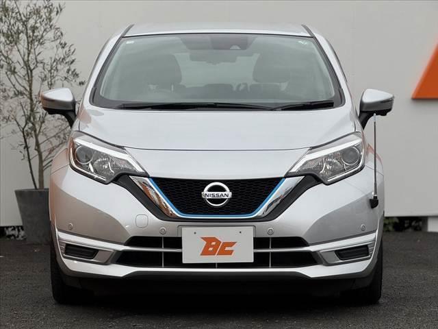 ノート e-パワー B 禁煙車 車検整備付 後期 アラビュー インテリジェントRミラー エマブレ フロントバックソナー Aライト オーディオ プライバシーガラス Rワイパー シートリフター バニティミラー 電格ミラー(9枚目)