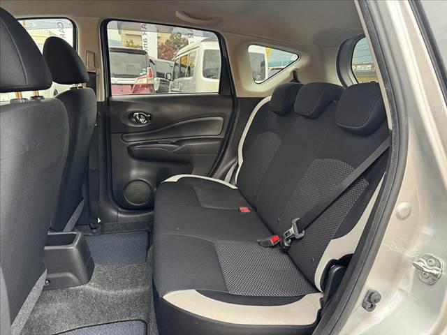 ノート e-パワー B 禁煙車 車検整備付 後期 アラビュー インテリジェントRミラー エマブレ フロントバックソナー Aライト オーディオ プライバシーガラス Rワイパー シートリフター バニティミラー 電格ミラー(18枚目)