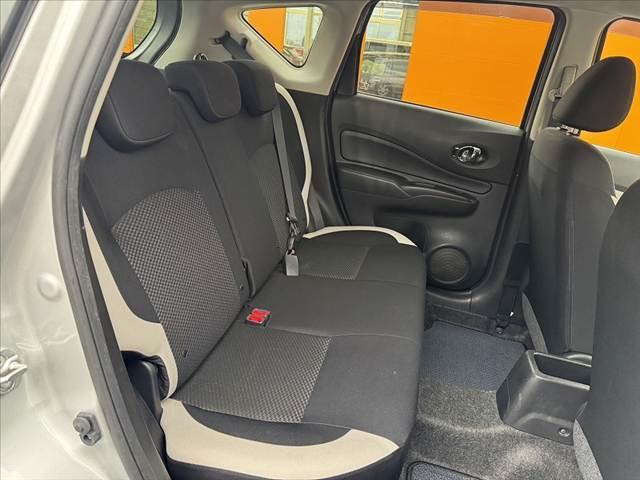 ノート e-パワー B 禁煙車 車検整備付 後期 アラビュー インテリジェントRミラー エマブレ フロントバックソナー Aライト オーディオ プライバシーガラス Rワイパー シートリフター バニティミラー 電格ミラー(20枚目)