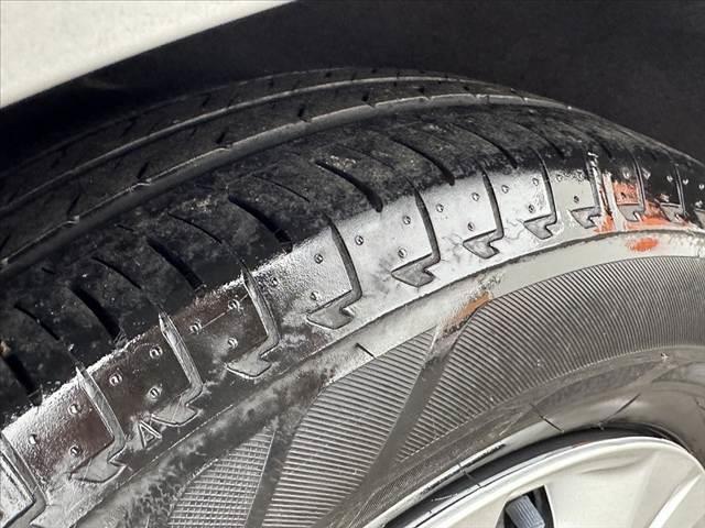 ノート e-パワー B 禁煙車 車検整備付 後期 アラビュー インテリジェントRミラー エマブレ フロントバックソナー Aライト オーディオ プライバシーガラス Rワイパー シートリフター バニティミラー 電格ミラー(44枚目)