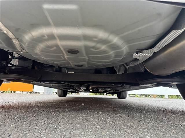 ノート e-パワー B 禁煙車 車検整備付 後期 アラビュー インテリジェントRミラー エマブレ フロントバックソナー Aライト オーディオ プライバシーガラス Rワイパー シートリフター バニティミラー 電格ミラー(45枚目)