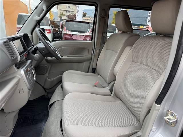 エブリイワゴン 　禁煙車　車検整備付　中期　セーフティサポート　パワスラ　Ｒパーキングセンサー　プッシュスタート　ナビ　Ｂカメラ　フルセグ　ＥＴＣ　ステリモ　ＢＴ　リアスポイラー　ＨＩＤヘッド　フォグ（17枚目）