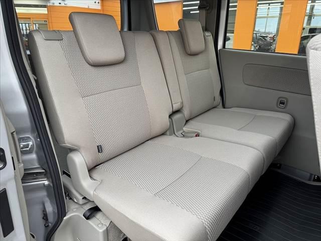 エブリイワゴン 　禁煙車　車検整備付　中期　セーフティサポート　パワスラ　Ｒパーキングセンサー　プッシュスタート　ナビ　Ｂカメラ　フルセグ　ＥＴＣ　ステリモ　ＢＴ　リアスポイラー　ＨＩＤヘッド　フォグ（20枚目）