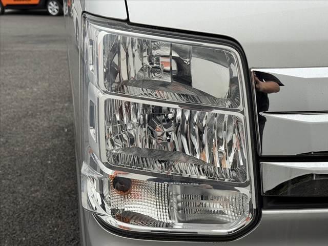 エブリイワゴン 　禁煙車　車検整備付　中期　セーフティサポート　パワスラ　Ｒパーキングセンサー　プッシュスタート　ナビ　Ｂカメラ　フルセグ　ＥＴＣ　ステリモ　ＢＴ　リアスポイラー　ＨＩＤヘッド　フォグ（32枚目）
