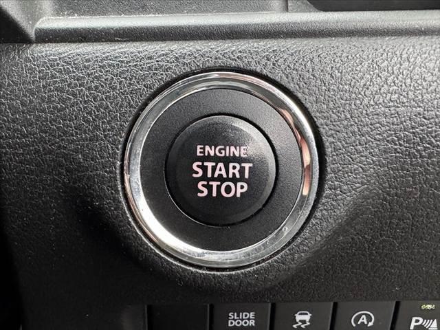 ソリオ ハイブリッドＭＸ　禁煙車　車検整備付　後期　セーフティサポート　電スラ　ナビ　Ｂカメラ　レーダークルーズコントロール　Ａストップ　ＥＴＣ　ドラレコ　シートヒーター　ステアリングスイッチ　ＳＲＳエアバッグ　アームレスト（6枚目）