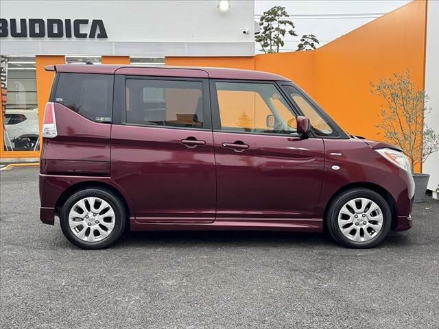 ソリオ ハイブリッドＭＸ　禁煙車　車検整備付　後期　セーフティサポート　電スラ　ナビ　Ｂカメラ　レーダークルーズコントロール　Ａストップ　ＥＴＣ　ドラレコ　シートヒーター　ステアリングスイッチ　ＳＲＳエアバッグ　アームレスト（12枚目）