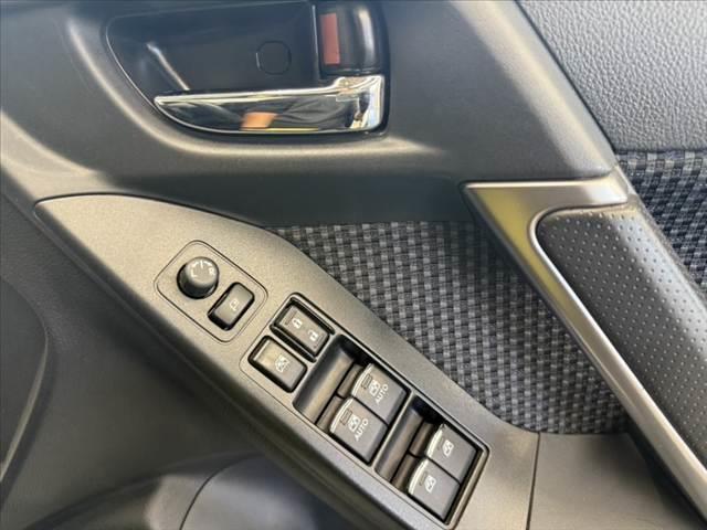 フォレスター 2.0i-L アイサイト 禁煙車 車検整備付 後期 アイサイト Pシート Pスタート ナビ Bカメラ ワンセグ スマートキー Pシート レーンキープ ACC 横滑り防止 パドルシフト Aストップ LED シートヒーター(30枚目)