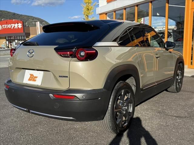 ＭＸ－３０ モダンコンフィデンス　禁煙車　車検整備付　セーフティＰＫＧ　８．８インチナビ　Ｂカメラ　ＢＴ　フルセグ　スマートキー　ＢＳＭ　Ａハイビーム　ＬＥＤ　シートヒーター　メモリーシート　ＥＴＣ　前後ドラレコ　純１８インチＡＷ（13枚目）