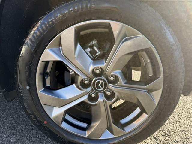 ＭＸ－３０ モダンコンフィデンス　禁煙車　車検整備付　セーフティＰＫＧ　８．８インチナビ　Ｂカメラ　ＢＴ　フルセグ　スマートキー　ＢＳＭ　Ａハイビーム　ＬＥＤ　シートヒーター　メモリーシート　ＥＴＣ　前後ドラレコ　純１８インチＡＷ（37枚目）