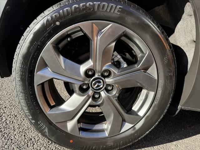 ＭＸ－３０ モダンコンフィデンス　禁煙車　車検整備付　セーフティＰＫＧ　８．８インチナビ　Ｂカメラ　ＢＴ　フルセグ　スマートキー　ＢＳＭ　Ａハイビーム　ＬＥＤ　シートヒーター　メモリーシート　ＥＴＣ　前後ドラレコ　純１８インチＡＷ（43枚目）