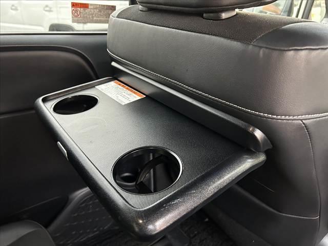 ノア ハイブリッドＳｉ　ダブルバイビー　禁煙車　後期　９型ナビ　ＦＤモニター　セーフティセンスＣ　フルセグ　両電スラ　バックカメラ　ＬＥＤヘッド　オートライト　フォグ　スマートキー　合皮コンビシート　快適温熱シート　クルコン　ＥＴＣ（23枚目）