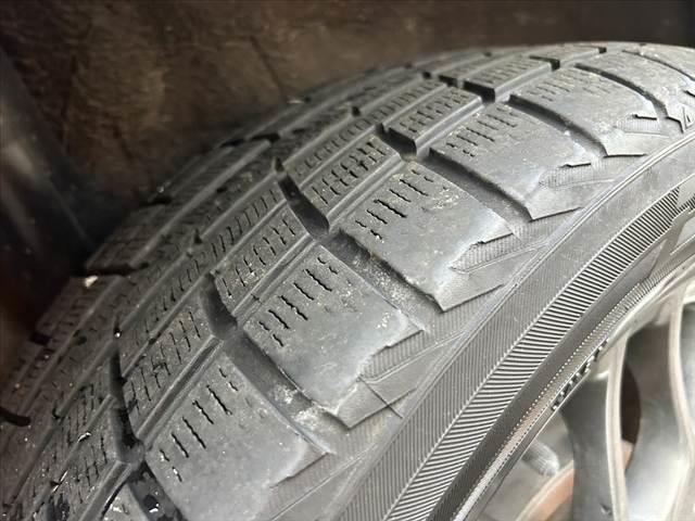 ノア ハイブリッドＳｉ　ダブルバイビー　禁煙車　後期　９型ナビ　ＦＤモニター　セーフティセンスＣ　フルセグ　両電スラ　バックカメラ　ＬＥＤヘッド　オートライト　フォグ　スマートキー　合皮コンビシート　快適温熱シート　クルコン　ＥＴＣ（40枚目）