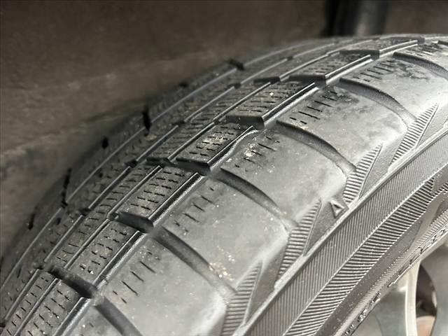 ノア ハイブリッドＳｉ　ダブルバイビー　禁煙車　後期　９型ナビ　ＦＤモニター　セーフティセンスＣ　フルセグ　両電スラ　バックカメラ　ＬＥＤヘッド　オートライト　フォグ　スマートキー　合皮コンビシート　快適温熱シート　クルコン　ＥＴＣ（42枚目）