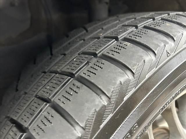 ノア ハイブリッドＳｉ　ダブルバイビー　禁煙車　後期　９型ナビ　ＦＤモニター　セーフティセンスＣ　フルセグ　両電スラ　バックカメラ　ＬＥＤヘッド　オートライト　フォグ　スマートキー　合皮コンビシート　快適温熱シート　クルコン　ＥＴＣ（44枚目）