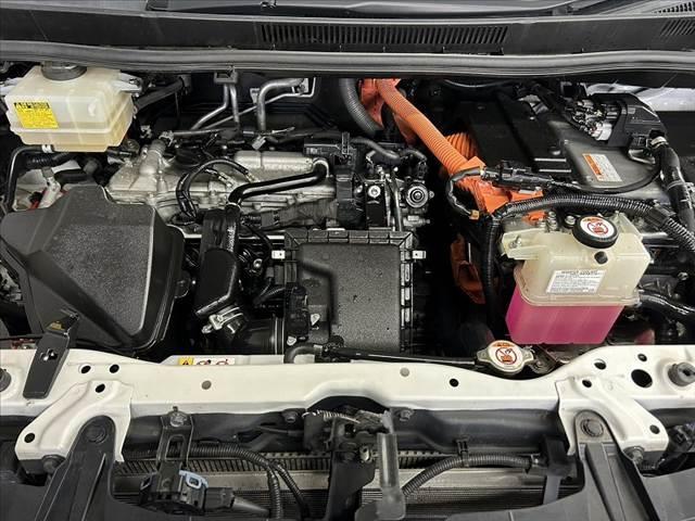 ノア ハイブリッドＳｉ　ダブルバイビー　禁煙車　後期　９型ナビ　ＦＤモニター　セーフティセンスＣ　フルセグ　両電スラ　バックカメラ　ＬＥＤヘッド　オートライト　フォグ　スマートキー　合皮コンビシート　快適温熱シート　クルコン　ＥＴＣ（48枚目）