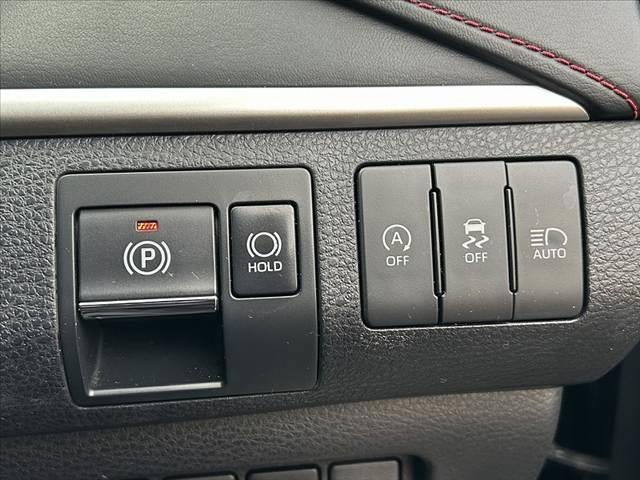 ハリアー プログレス　メタル　アンド　レザーパッケージ　禁煙車　後期　４ＷＤ　ＪＢＬ　メーカーナビ　セーフティセンスＰ　パノラミックビューモニター　フルセグ　ナッパ革シート　ＬＥＤヘッド　オートライト　パワーバックドア　快適温熱シート（6枚目）