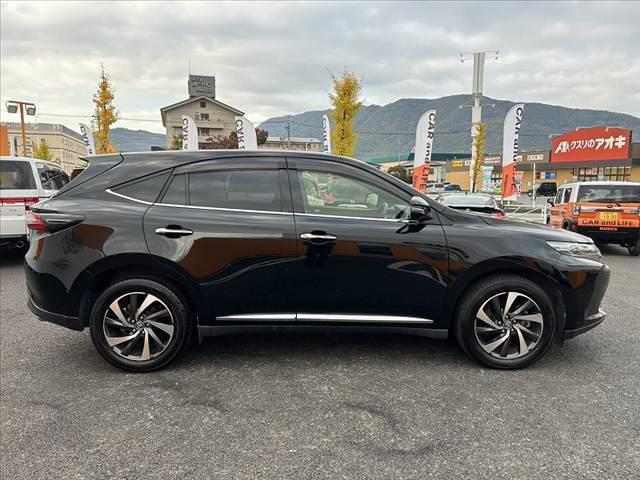 ハリアー プログレス　メタル　アンド　レザーパッケージ　禁煙車　後期　４ＷＤ　ＪＢＬ　メーカーナビ　セーフティセンスＰ　パノラミックビューモニター　フルセグ　ナッパ革シート　ＬＥＤヘッド　オートライト　パワーバックドア　快適温熱シート（12枚目）