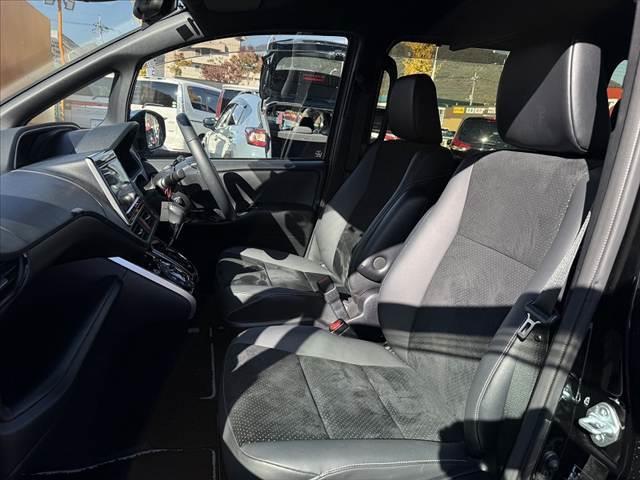 ヴォクシー ＺＳ　煌ＩＩＩ　禁煙車　後期　セーフティセンス　両電スラ　９インチナビ　ＦＤモニター　Ｂカメラ　フルセグ　ＢＴ　ステリモ　スマートキー　クルコン　横滑り防止　Ａストップ　Ａライト　ＬＥＤヘッド　　純１６インチＡＷ（17枚目）