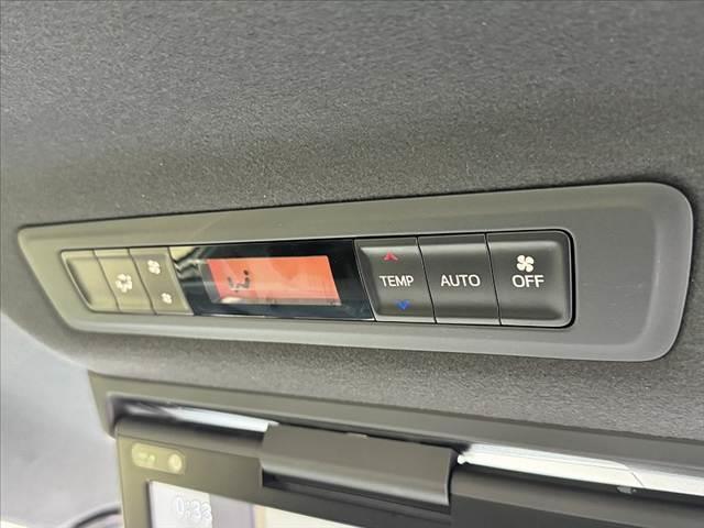 ヴォクシー ＺＳ　煌ＩＩＩ　禁煙車　後期　セーフティセンス　両電スラ　９インチナビ　ＦＤモニター　Ｂカメラ　フルセグ　ＢＴ　ステリモ　スマートキー　クルコン　横滑り防止　Ａストップ　Ａライト　ＬＥＤヘッド　　純１６インチＡＷ（30枚目）