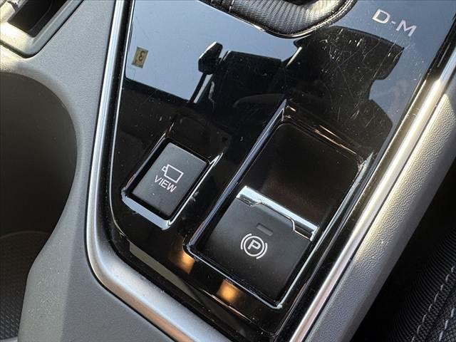 クロストレック リミテッド　禁煙車　車検整備付　４ＷＤ　ルーフレール　アイサイトセーフティ＋　Ｄオーディオ　全方位モニター　フルセグ　ＢＴ　ステリモ　パドルシフト　Ａライト　ＬＥＤヘッド　Ａレベライザー　ＥＴＣ　電動パーキング（6枚目）