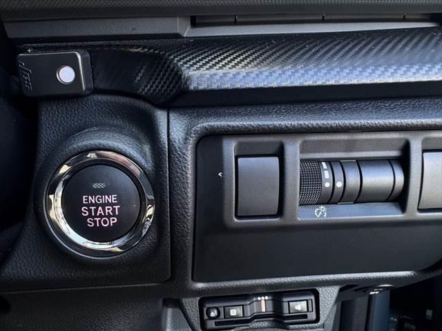 クロストレック リミテッド　禁煙車　車検整備付　４ＷＤ　ルーフレール　アイサイトセーフティ＋　Ｄオーディオ　全方位モニター　フルセグ　ＢＴ　ステリモ　パドルシフト　Ａライト　ＬＥＤヘッド　Ａレベライザー　ＥＴＣ　電動パーキング（22枚目）