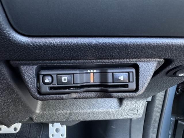 クロストレック リミテッド　禁煙車　車検整備付　４ＷＤ　ルーフレール　アイサイトセーフティ＋　Ｄオーディオ　全方位モニター　フルセグ　ＢＴ　ステリモ　パドルシフト　Ａライト　ＬＥＤヘッド　Ａレベライザー　ＥＴＣ　電動パーキング（23枚目）