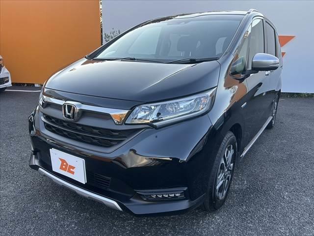 フリードハイブリッド ハイブリッド・クロスターホンダセンシング　禁煙車　車検整備付　後期　９型ナビ　ホンダセンシング　フルセグ　バックカメラ　両電スラ　ＬＥＤヘッド　オートライト　スマートキー　純１５インチＡＷ　合皮コンビシート　ルーフレール　ＥＴＣ　ドラレコ（10枚目）