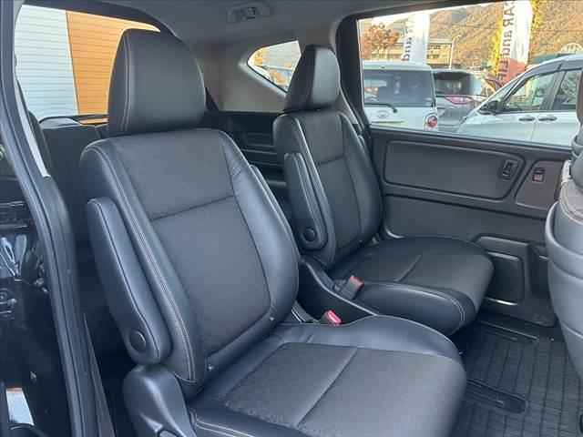 フリードハイブリッド ハイブリッド・クロスターホンダセンシング　禁煙車　車検整備付　後期　９型ナビ　ホンダセンシング　フルセグ　バックカメラ　両電スラ　ＬＥＤヘッド　オートライト　スマートキー　純１５インチＡＷ　合皮コンビシート　ルーフレール　ＥＴＣ　ドラレコ（19枚目）