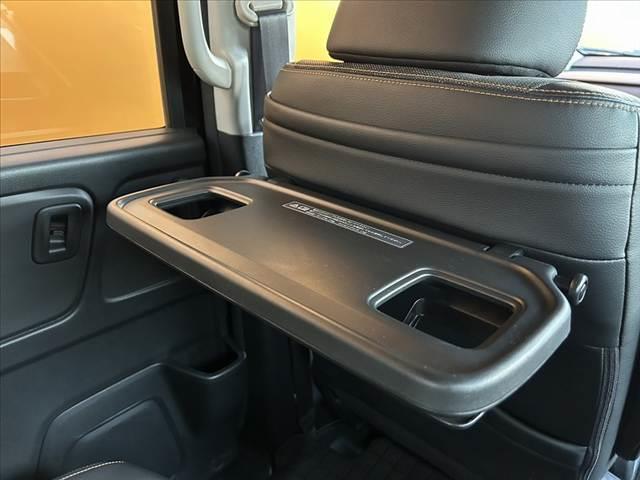 フリードハイブリッド ハイブリッド・クロスターホンダセンシング　禁煙車　車検整備付　後期　９型ナビ　ホンダセンシング　フルセグ　バックカメラ　両電スラ　ＬＥＤヘッド　オートライト　スマートキー　純１５インチＡＷ　合皮コンビシート　ルーフレール　ＥＴＣ　ドラレコ（30枚目）