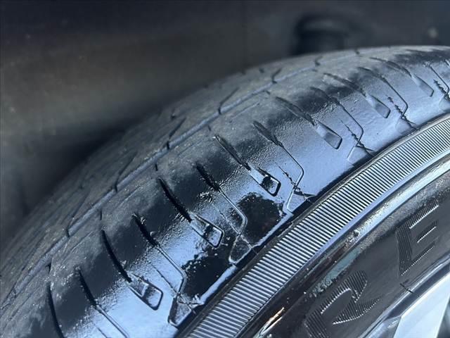 フリードハイブリッド ハイブリッド・クロスターホンダセンシング　禁煙車　車検整備付　後期　９型ナビ　ホンダセンシング　フルセグ　バックカメラ　両電スラ　ＬＥＤヘッド　オートライト　スマートキー　純１５インチＡＷ　合皮コンビシート　ルーフレール　ＥＴＣ　ドラレコ（42枚目）