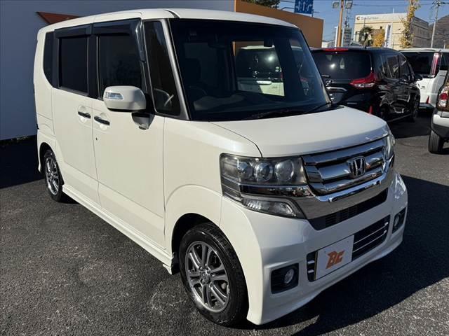 N-BOXカスタム G・Lパッケージ 禁煙車 車検整備付 後期 純ナビ フルセグ バックカメラ 電スラ HIDヘッド オートライト フォグ スマートキー Rサンシェード 純14インチAW ETC ドラレコ ステリモ イージークローザー(8枚目)