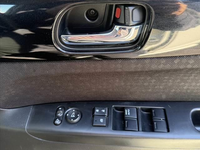 N-BOXカスタム G・Lパッケージ 禁煙車 車検整備付 後期 純ナビ フルセグ バックカメラ 電スラ HIDヘッド オートライト フォグ スマートキー Rサンシェード 純14インチAW ETC ドラレコ ステリモ イージークローザー(22枚目)