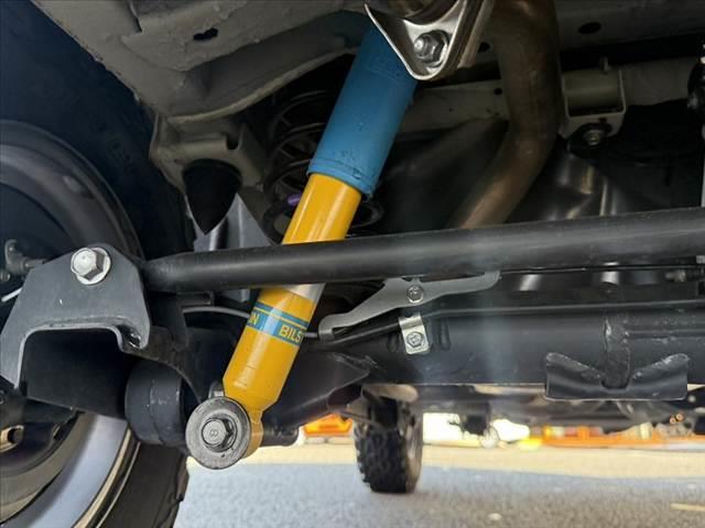 ジムニーシエラ ＪＣ　禁煙車　車検整備付　ダムドエアロ　車高調　１１型ＤＡ　セーフティサポート　バックカメラ　クルコン　ＬＥＤド　プッシュスタート　純１５インチＡＷ　オールテレインタイヤ　革巻ステ　シートヒーター（47枚目）