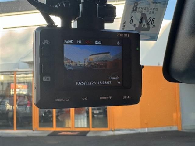 タント Ｌ　ＳＡＩＩＩ　禁煙車　車検整備付　スマアシ３　コーナーセンサー　オーディオ　ＥＴＣ　前後ドラレコ　ｅｃｏアイドル　リモコンキー　ハロゲンヘッド　レベライザー　Ａハイビーム　電格ミラー　ＳＲＳエアバック（6枚目）