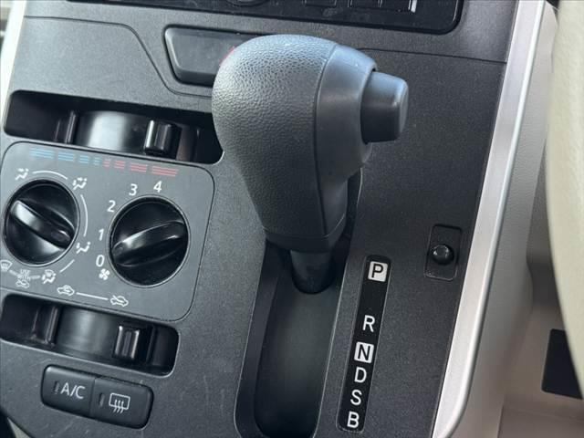 タント Ｌ　ＳＡＩＩＩ　禁煙車　車検整備付　スマアシ３　コーナーセンサー　オーディオ　ＥＴＣ　前後ドラレコ　ｅｃｏアイドル　リモコンキー　ハロゲンヘッド　レベライザー　Ａハイビーム　電格ミラー　ＳＲＳエアバック（24枚目）