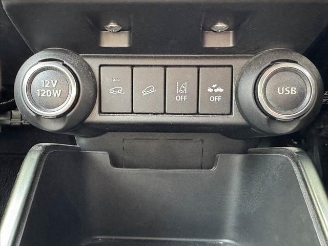 イグニス Ｆリミテッド　禁煙車　４ＷＤ　セーフティサポート　全方位モニター　ＯＰナビ　ＥＴＣ　クルコン　ヒーテッドドアミラー　ＩＳＯＦＩＸ　革巻ステ　ＬＥＤヘッド　シートヒーター　スマートキー　ドラレコ　ステリモ　ＵＳＢ電源（6枚目）