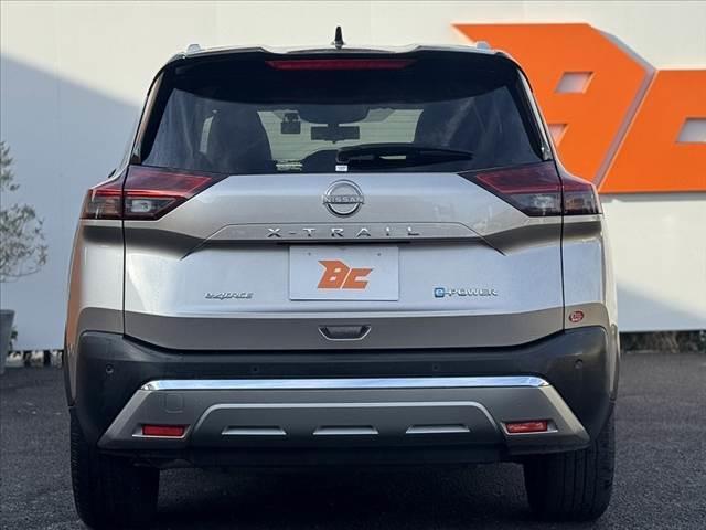 エクストレイル Ｇ　ｅ－４ＯＲＣＥ　禁煙車　４ＷＤ　２トーン　１２．３型ナビ　ルーフレール　プロパイロット　フルセグ　アラビュー　３６０度セーフティＡ　ＬＥＤヘッド　パワーバックドア　パワーシート　シートヒーター　純１９インチＡＷ（14枚目）