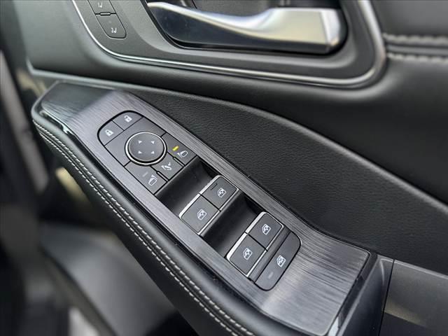 エクストレイル Ｇ　ｅ－４ＯＲＣＥ　禁煙車　４ＷＤ　２トーン　１２．３型ナビ　ルーフレール　プロパイロット　フルセグ　アラビュー　３６０度セーフティＡ　ＬＥＤヘッド　パワーバックドア　パワーシート　シートヒーター　純１９インチＡＷ（21枚目）