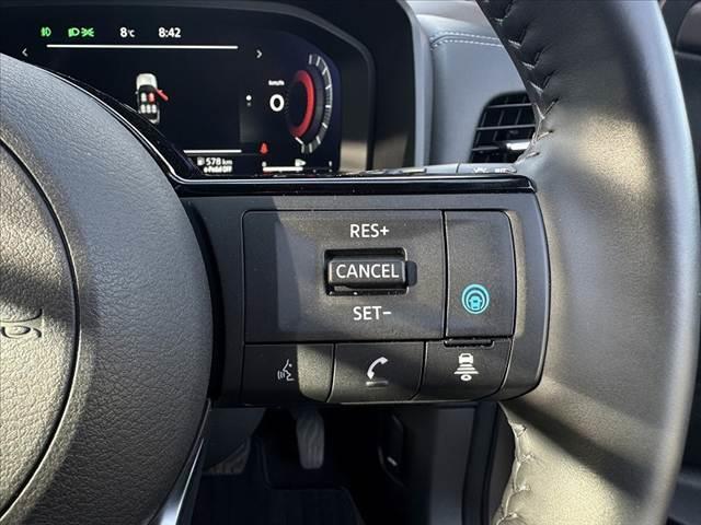 エクストレイル Ｇ　ｅ－４ＯＲＣＥ　禁煙車　４ＷＤ　２トーン　１２．３型ナビ　ルーフレール　プロパイロット　フルセグ　アラビュー　３６０度セーフティＡ　ＬＥＤヘッド　パワーバックドア　パワーシート　シートヒーター　純１９インチＡＷ（24枚目）