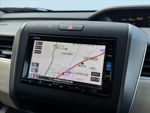 フリードハイブリッド ハイブリッド・Ｇホンダセンシング　禁煙車　ホンダセンシング　両電スラ　インターナビセット　Ｂカメラ　フルセグ　ＬＥＤヘッド　　シートヒーター　２列目キャプテンシート　ロールサンシェード　スマートキー　ＥＴＣ　ドラレコ　外１５ＡＷ（4枚目）