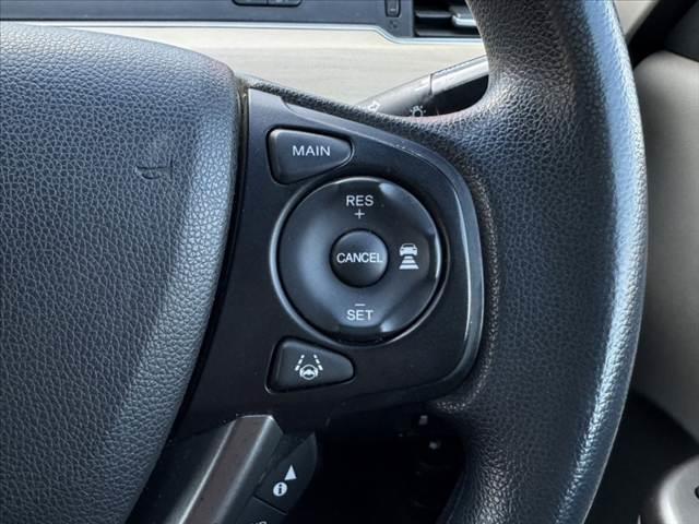 フリードハイブリッド ハイブリッド・Ｇホンダセンシング　禁煙車　ホンダセンシング　両電スラ　インターナビセット　Ｂカメラ　フルセグ　ＬＥＤヘッド　　シートヒーター　２列目キャプテンシート　ロールサンシェード　スマートキー　ＥＴＣ　ドラレコ　外１５ＡＷ（7枚目）